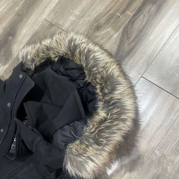 North face jacket - Picture 7 of 7